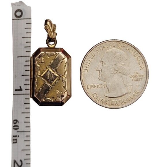Gold Filled Vintage Hinged Square Locket With Black & White Photos Pendant E848 - Picture 7 of 9